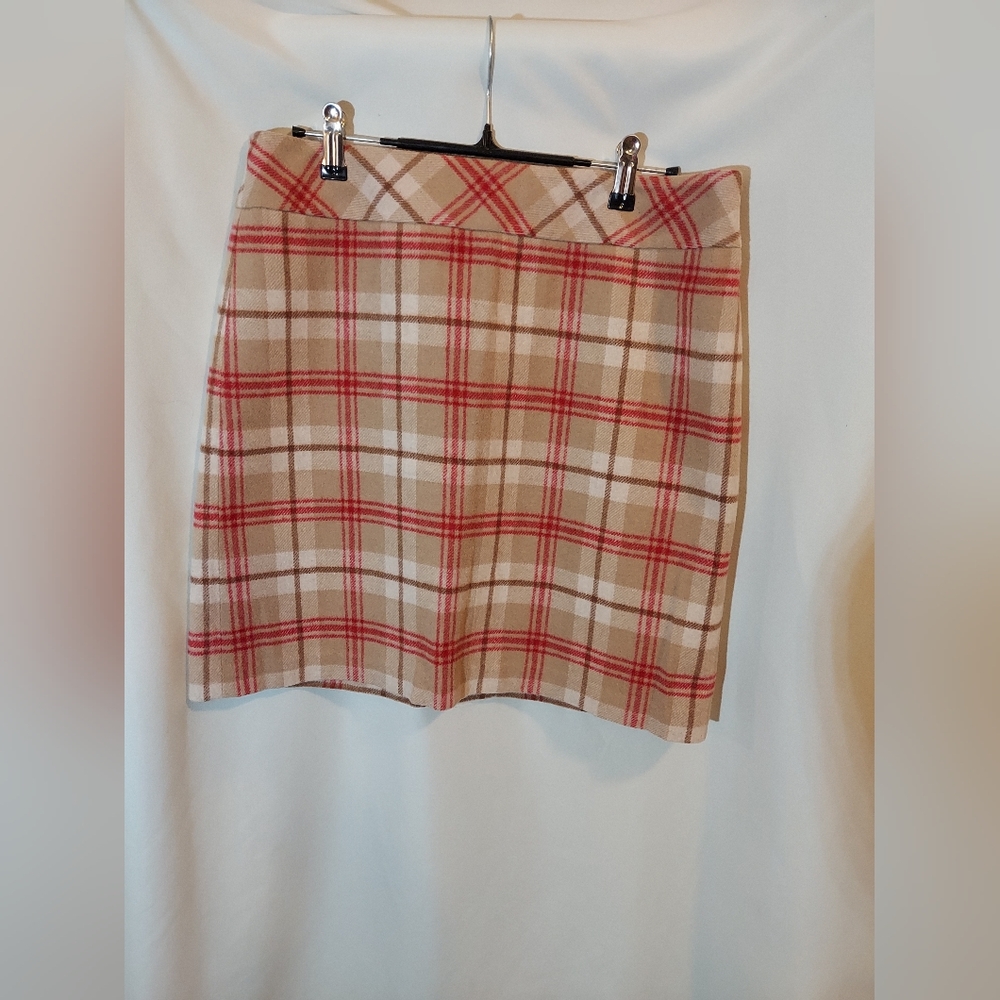 LOFT Preppy Tan and Red Wool Blend Plaid Mini Skirt With Side Zip - Picture 1 of 6